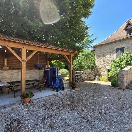 Хостел La Grange Saint-Jacques Bach Екстер'єр фото