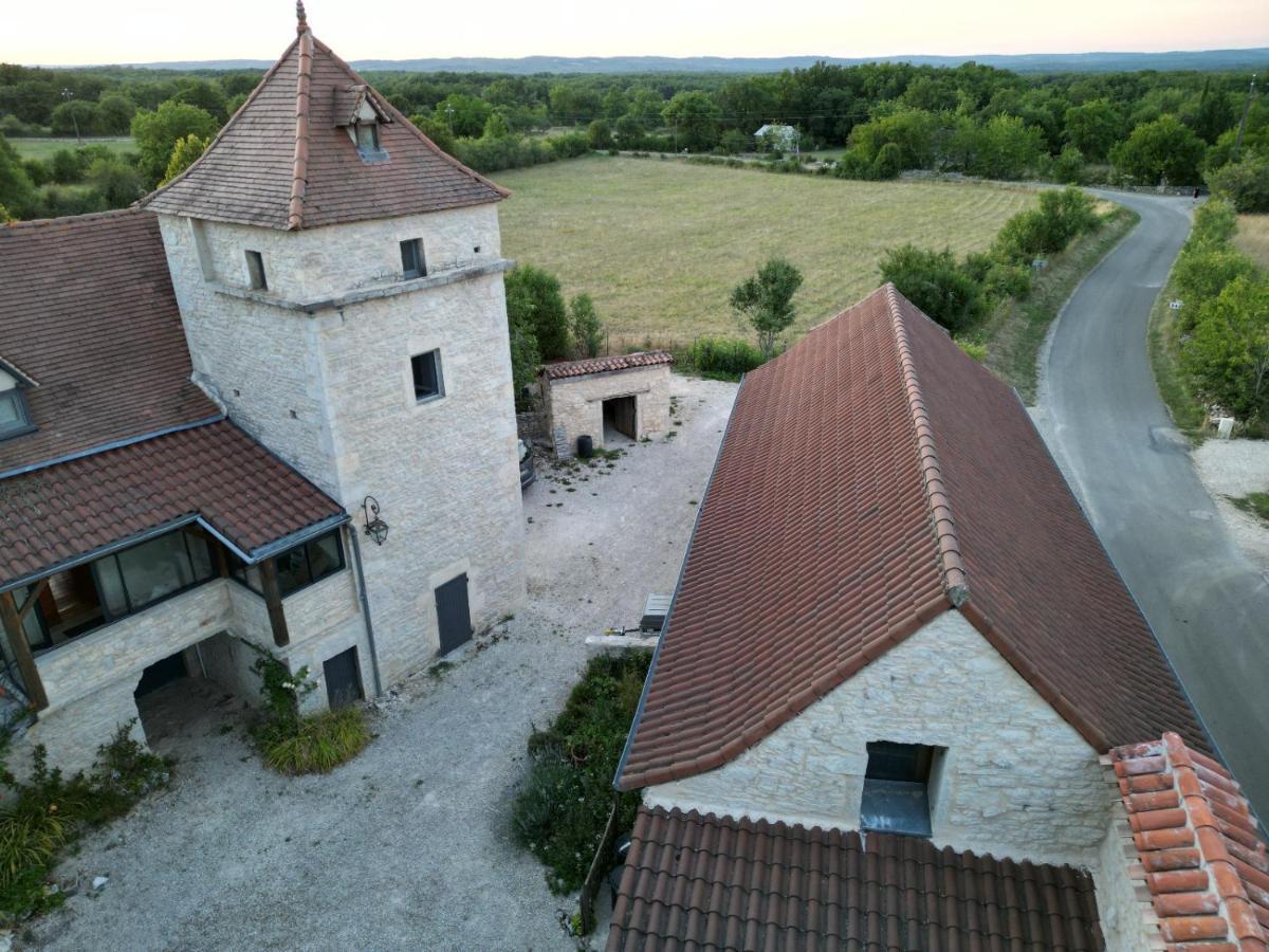 Хостел La Grange Saint-Jacques Bach Екстер'єр фото